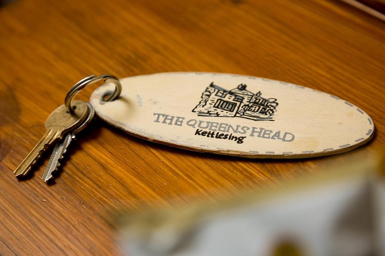 The Queens Head Kettlesing Harrogate Extérieur photo